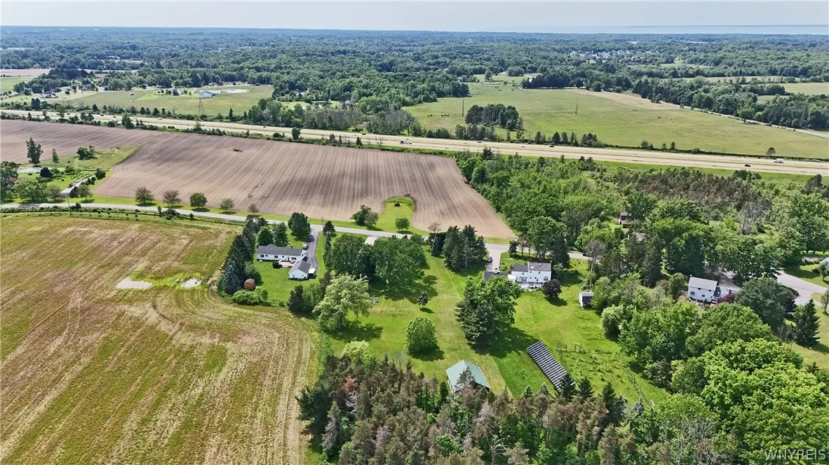 6215 Bunting Road, Orchard Park, New York 14127, Orchard Park, New York 14127, 4 Bedrooms Bedrooms, 13 Rooms Rooms,2 BathroomsBathrooms,Residential,Closed,6215 Bunting Road, Orchard Park, New York 14127,0,B1543253