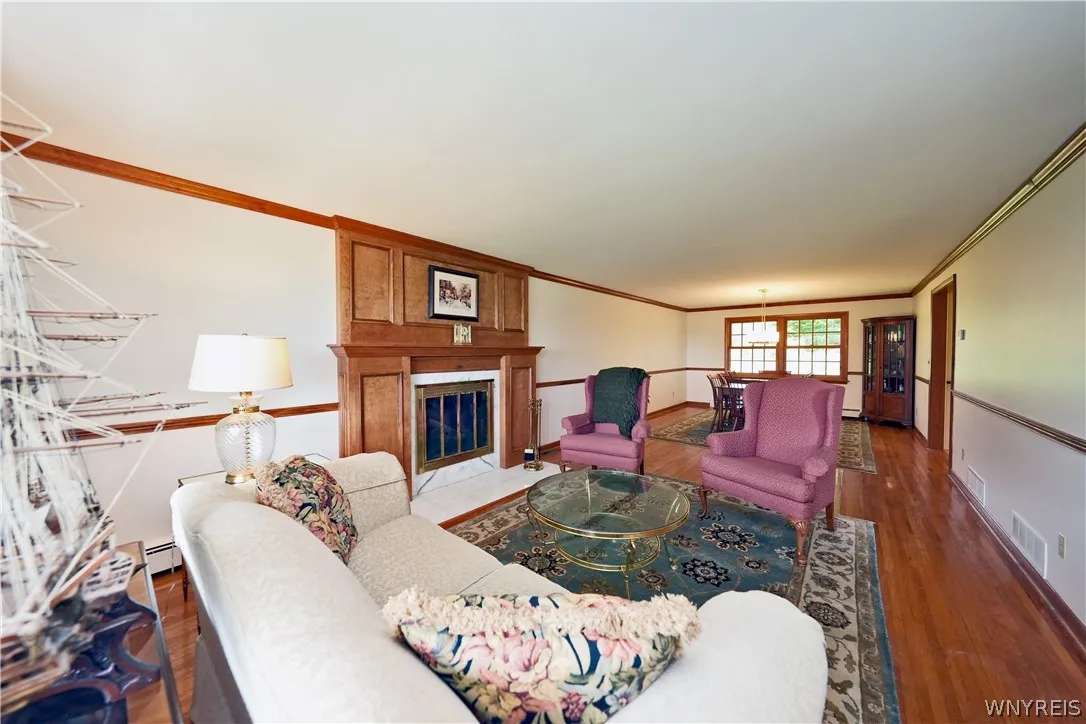 6215 Bunting Road, Orchard Park, New York 14127, Orchard Park, New York 14127, 4 Bedrooms Bedrooms, 13 Rooms Rooms,2 BathroomsBathrooms,Residential,Closed,6215 Bunting Road, Orchard Park, New York 14127,0,B1543253