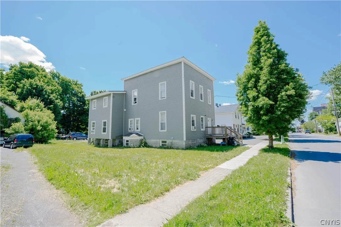 338 Academy Street, Watertown-city, New York 13601, Watertown City, New York 13601, 7 Bedrooms Bedrooms, ,4 BathroomsBathrooms,Residential,Closed,338 Academy Street, Watertown-city, New York 13601,0,S1543131