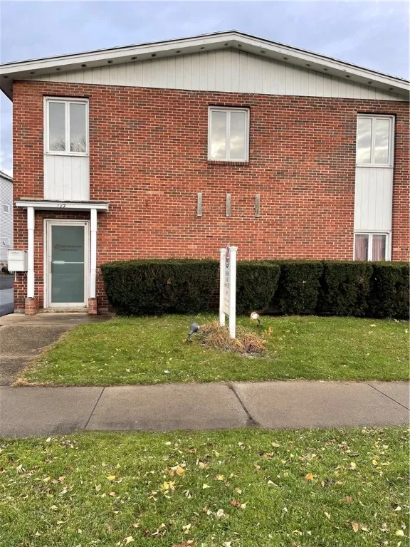 187 Genesee Street, Auburn, New York 13021, Auburn, New York 13021, ,Commercial Sale,For Sale,187 Genesee Street, Auburn, New York 13021,0,R1543926