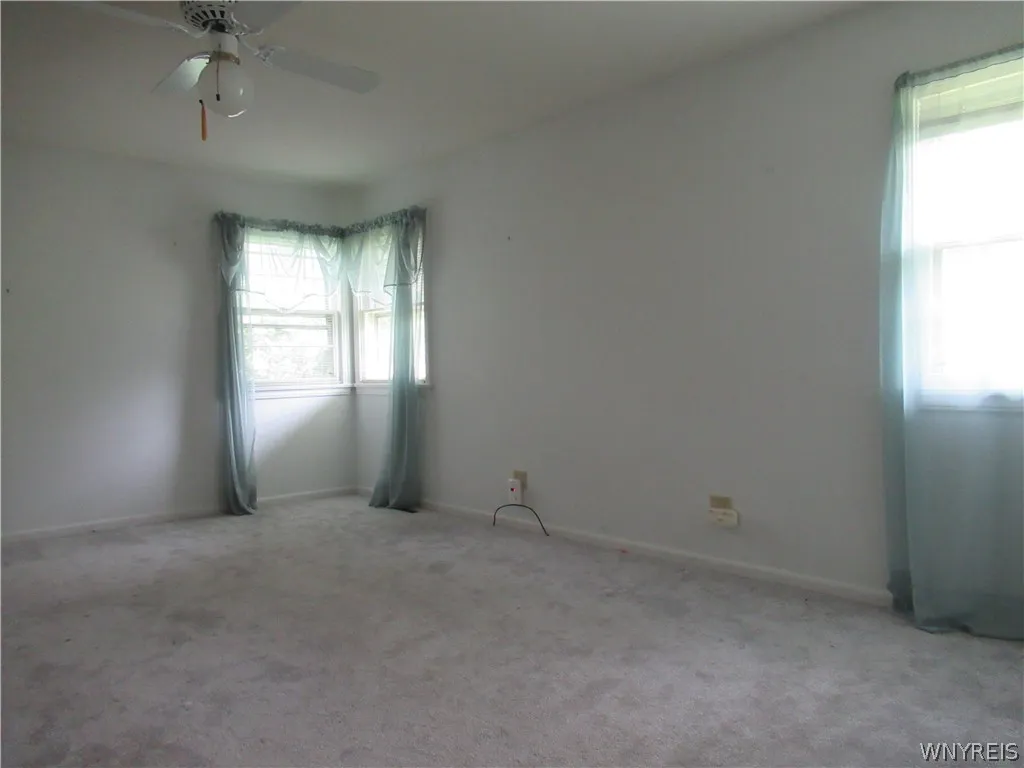 3754 Windover Drive, Hamburg, New York 14075, Hamburg, New York 14075, 3 Bedrooms Bedrooms, 6 Rooms Rooms,2 BathroomsBathrooms,Residential,Closed,3754 Windover Drive, Hamburg, New York 14075,0,B1543418