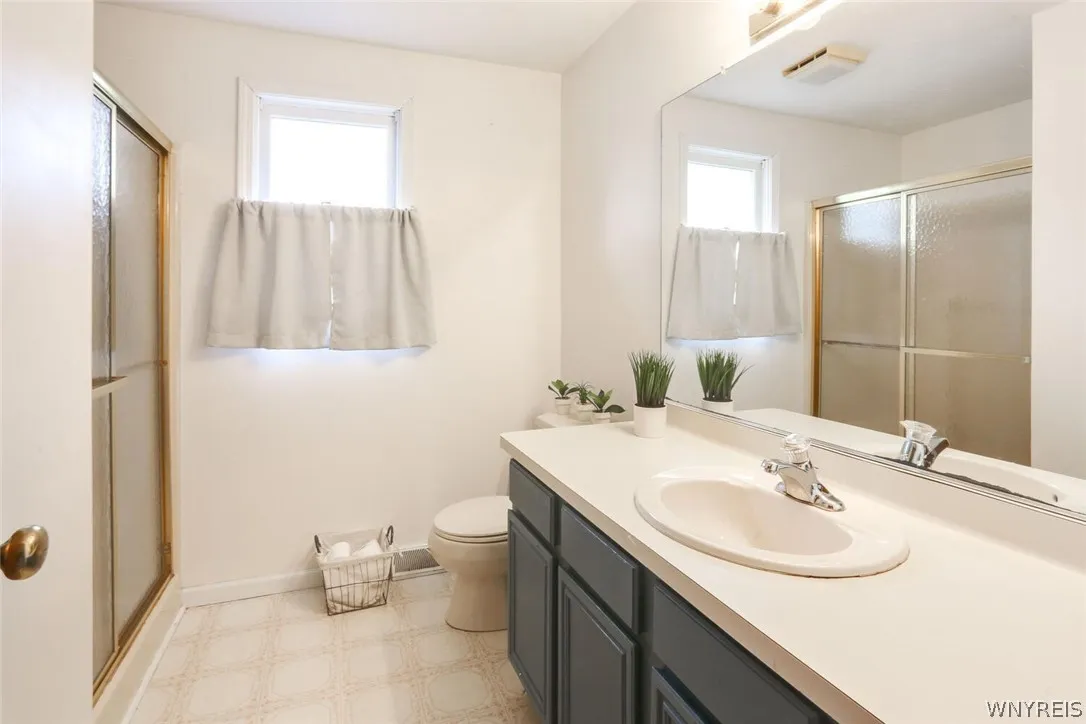 2130 Transit Road, West Seneca, New York 14224, West Seneca, New York 14224, 4 Bedrooms Bedrooms, 11 Rooms Rooms,2 BathroomsBathrooms,Residential,Closed,2130 Transit Road, West Seneca, New York 14224,0,B1543691