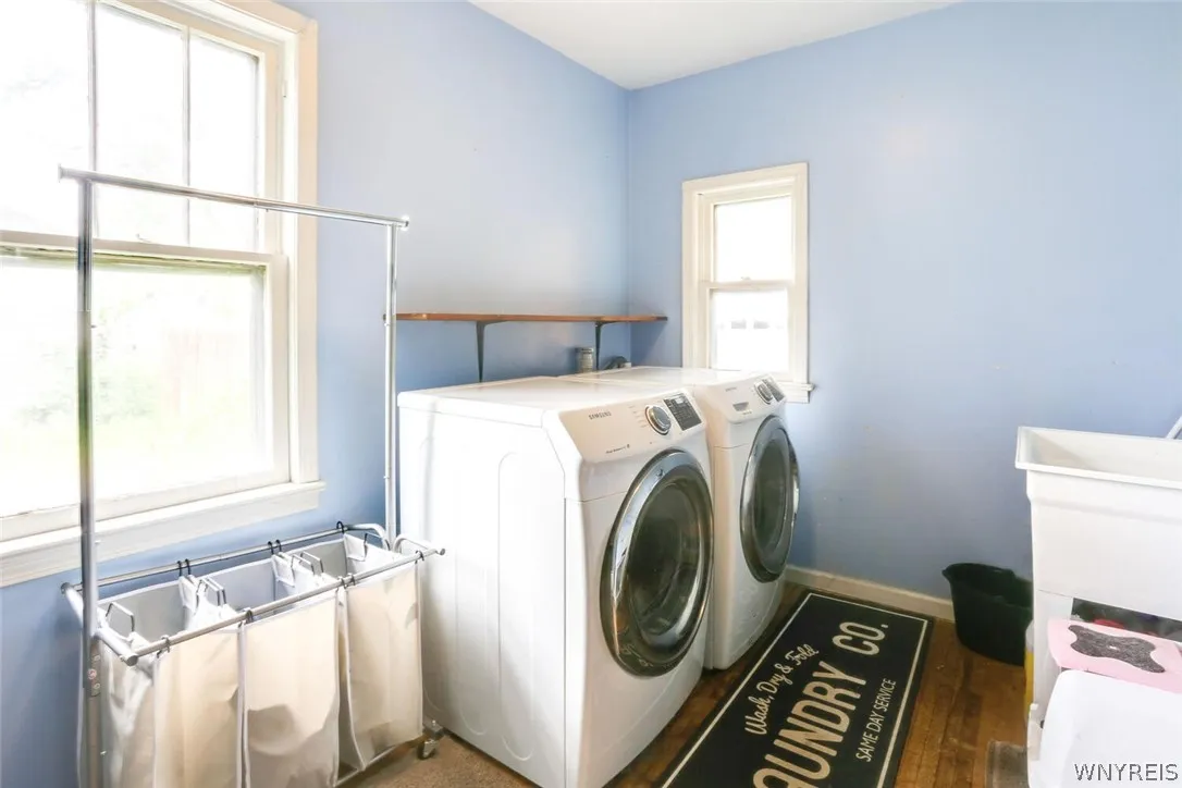 2130 Transit Road, West Seneca, New York 14224, West Seneca, New York 14224, 4 Bedrooms Bedrooms, 11 Rooms Rooms,2 BathroomsBathrooms,Residential,Closed,2130 Transit Road, West Seneca, New York 14224,0,B1543691