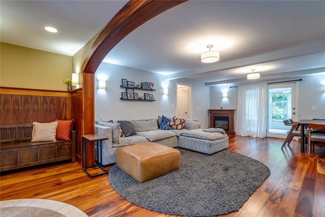 61 Orchard Park Drive, Geneva-town, New York 14456, Geneva Town, New York 14456, 4 Bedrooms Bedrooms, 9 Rooms Rooms,2 BathroomsBathrooms,Residential,Closed,61 Orchard Park Drive, Geneva-town, New York 14456,0,R1544267