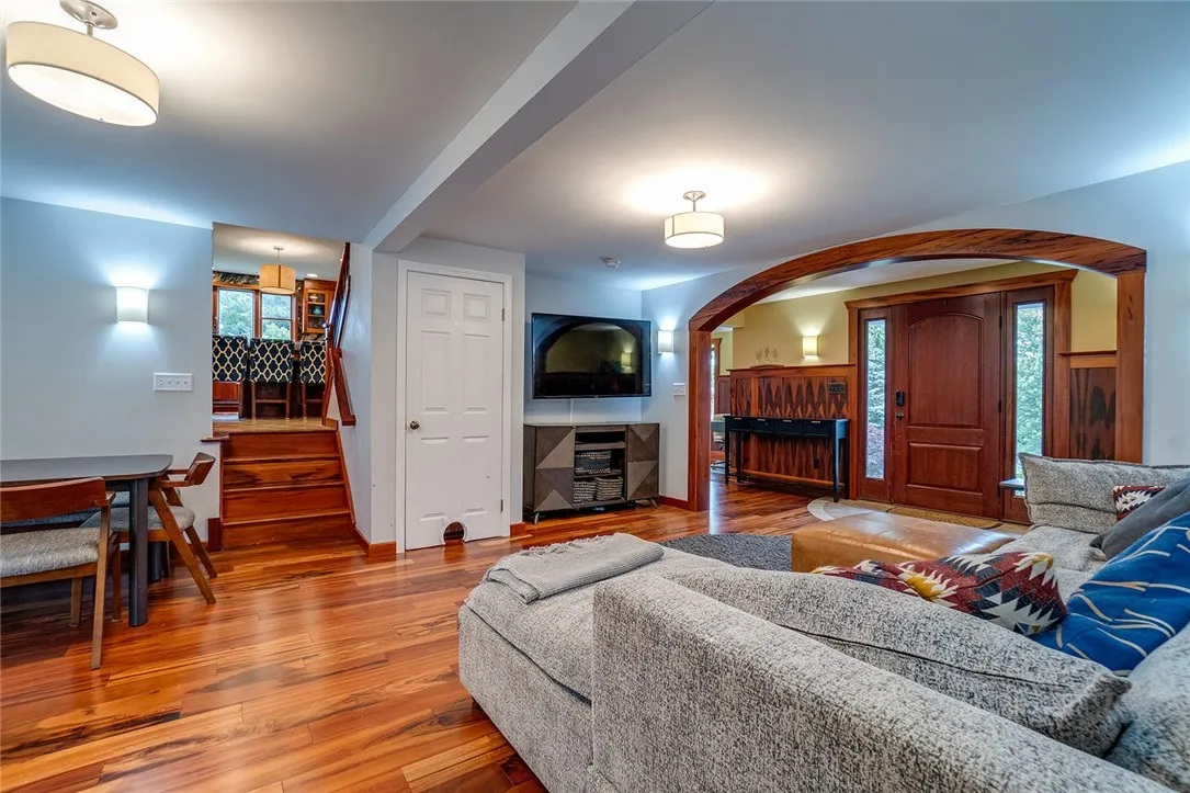 61 Orchard Park Drive, Geneva-town, New York 14456, Geneva Town, New York 14456, 4 Bedrooms Bedrooms, 9 Rooms Rooms,2 BathroomsBathrooms,Residential,Closed,61 Orchard Park Drive, Geneva-town, New York 14456,0,R1544267