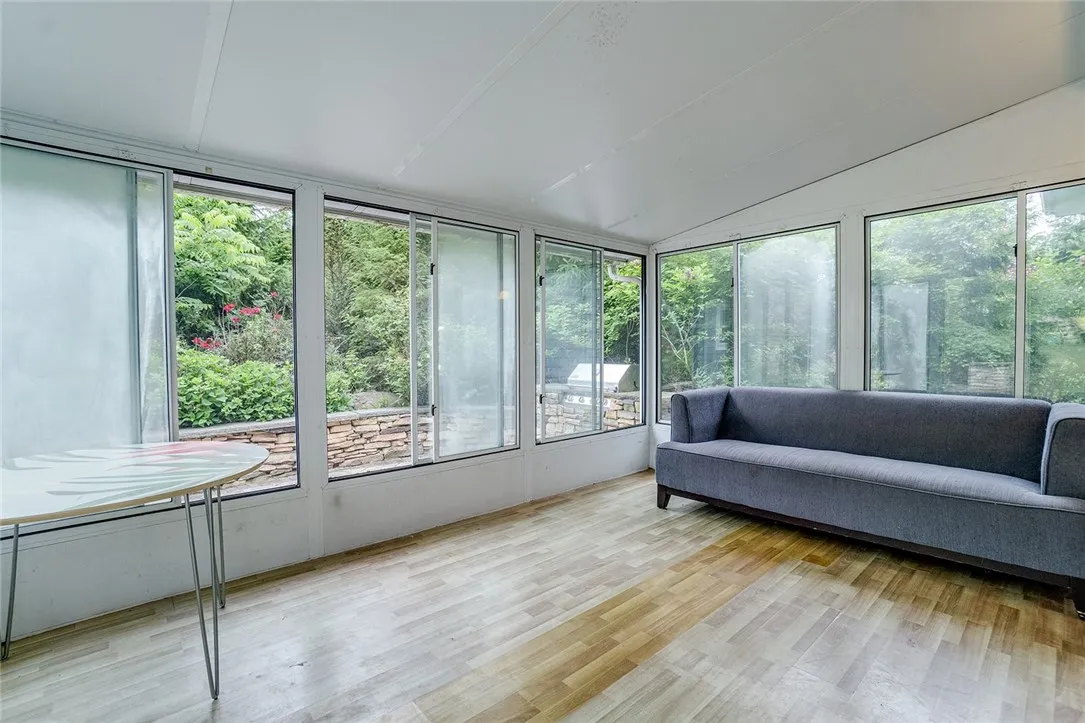 61 Orchard Park Drive, Geneva-town, New York 14456, Geneva Town, New York 14456, 4 Bedrooms Bedrooms, 9 Rooms Rooms,2 BathroomsBathrooms,Residential,Closed,61 Orchard Park Drive, Geneva-town, New York 14456,0,R1544267