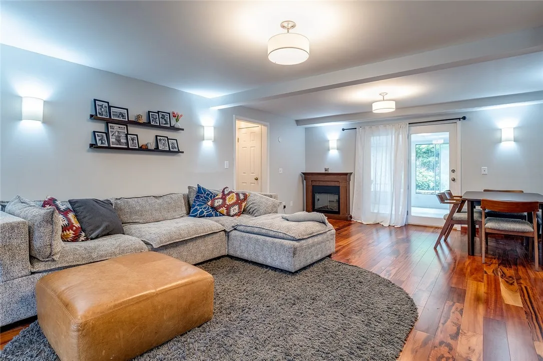 61 Orchard Park Drive, Geneva-town, New York 14456, Geneva Town, New York 14456, 4 Bedrooms Bedrooms, 9 Rooms Rooms,2 BathroomsBathrooms,Residential,Closed,61 Orchard Park Drive, Geneva-town, New York 14456,0,R1544267