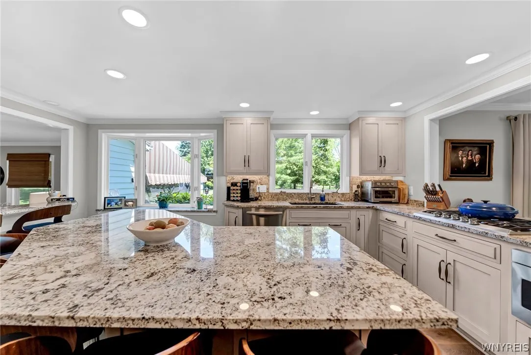 10 Scattertree Lane, Orchard Park, New York 14127, Orchard Park, New York 14127, 4 Bedrooms Bedrooms, 8 Rooms Rooms,2 BathroomsBathrooms,Residential,Closed,10 Scattertree Lane, Orchard Park, New York 14127,0,B1545468