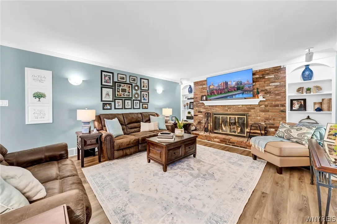 10 Scattertree Lane, Orchard Park, New York 14127, Orchard Park, New York 14127, 4 Bedrooms Bedrooms, 8 Rooms Rooms,2 BathroomsBathrooms,Residential,Closed,10 Scattertree Lane, Orchard Park, New York 14127,0,B1545468