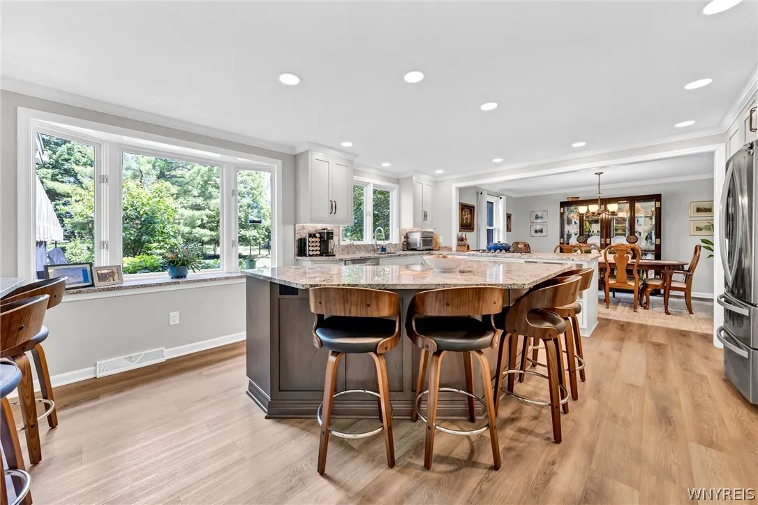 10 Scattertree Lane, Orchard Park, New York 14127, Orchard Park, New York 14127, 4 Bedrooms Bedrooms, 8 Rooms Rooms,2 BathroomsBathrooms,Residential,Closed,10 Scattertree Lane, Orchard Park, New York 14127,0,B1545468