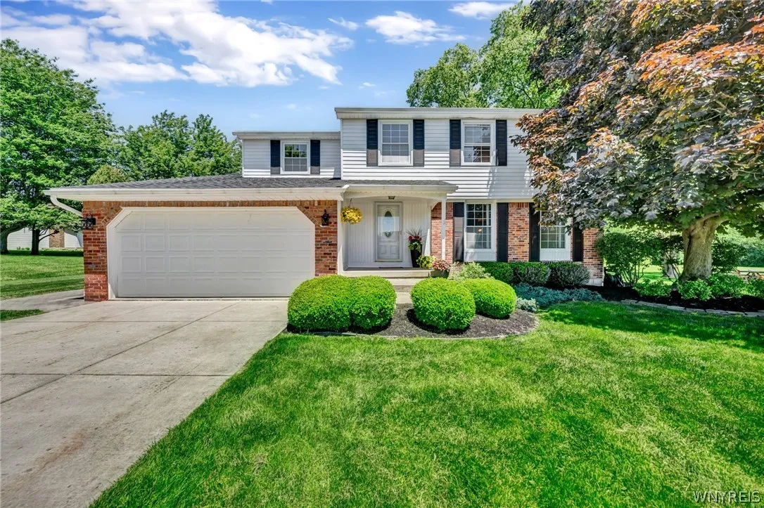 10 Scattertree Lane, Orchard Park, New York 14127, Orchard Park, New York 14127, 4 Bedrooms Bedrooms, 8 Rooms Rooms,2 BathroomsBathrooms,Residential,Closed,10 Scattertree Lane, Orchard Park, New York 14127,0,B1545468