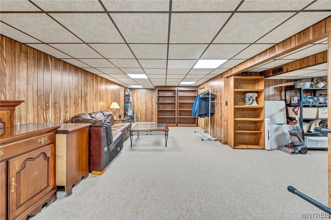 10 Scattertree Lane, Orchard Park, New York 14127, Orchard Park, New York 14127, 4 Bedrooms Bedrooms, 8 Rooms Rooms,2 BathroomsBathrooms,Residential,Closed,10 Scattertree Lane, Orchard Park, New York 14127,0,B1545468