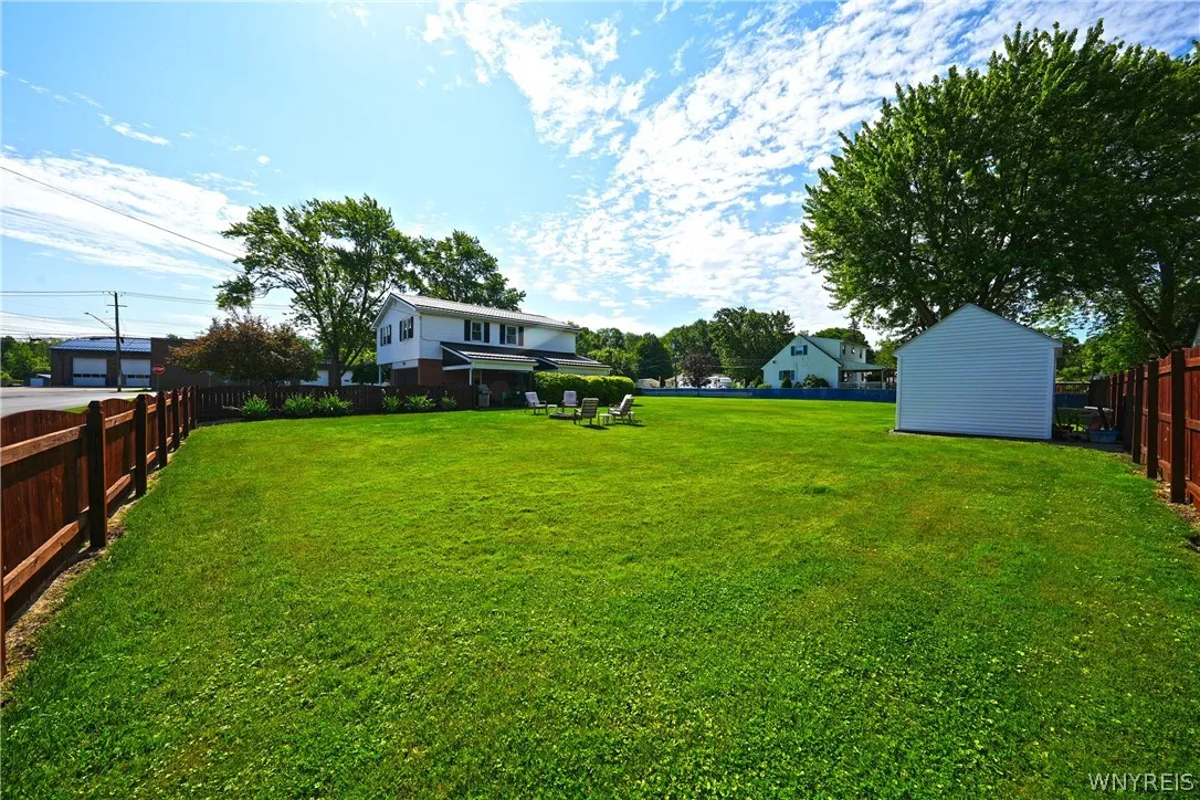 4039 Lincoln Avenue, Hamburg, New York 14075, Hamburg, New York 14075, 4 Bedrooms Bedrooms, 10 Rooms Rooms,1 BathroomBathrooms,Residential,Closed,4039 Lincoln Avenue, Hamburg, New York 14075,0,B1545614