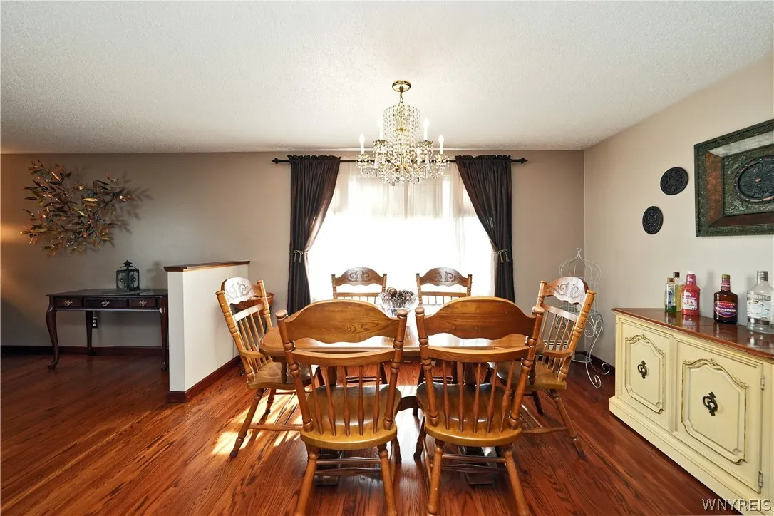 4039 Lincoln Avenue, Hamburg, New York 14075, Hamburg, New York 14075, 4 Bedrooms Bedrooms, 10 Rooms Rooms,1 BathroomBathrooms,Residential,Closed,4039 Lincoln Avenue, Hamburg, New York 14075,0,B1545614