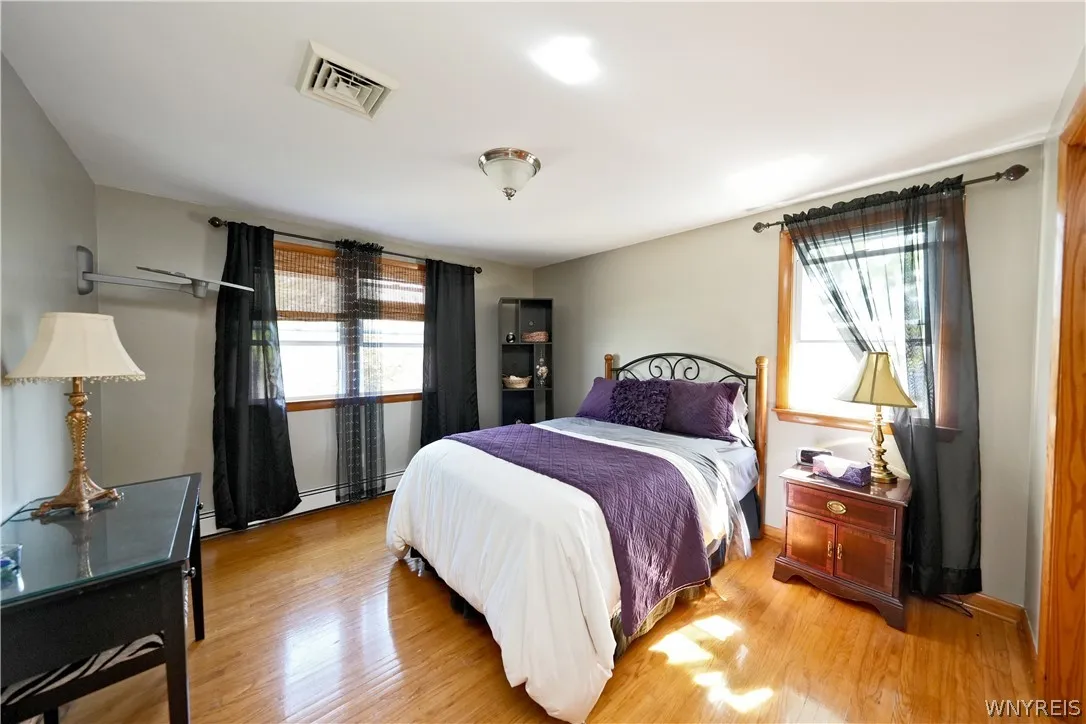 4039 Lincoln Avenue, Hamburg, New York 14075, Hamburg, New York 14075, 4 Bedrooms Bedrooms, 10 Rooms Rooms,1 BathroomBathrooms,Residential,Closed,4039 Lincoln Avenue, Hamburg, New York 14075,0,B1545614