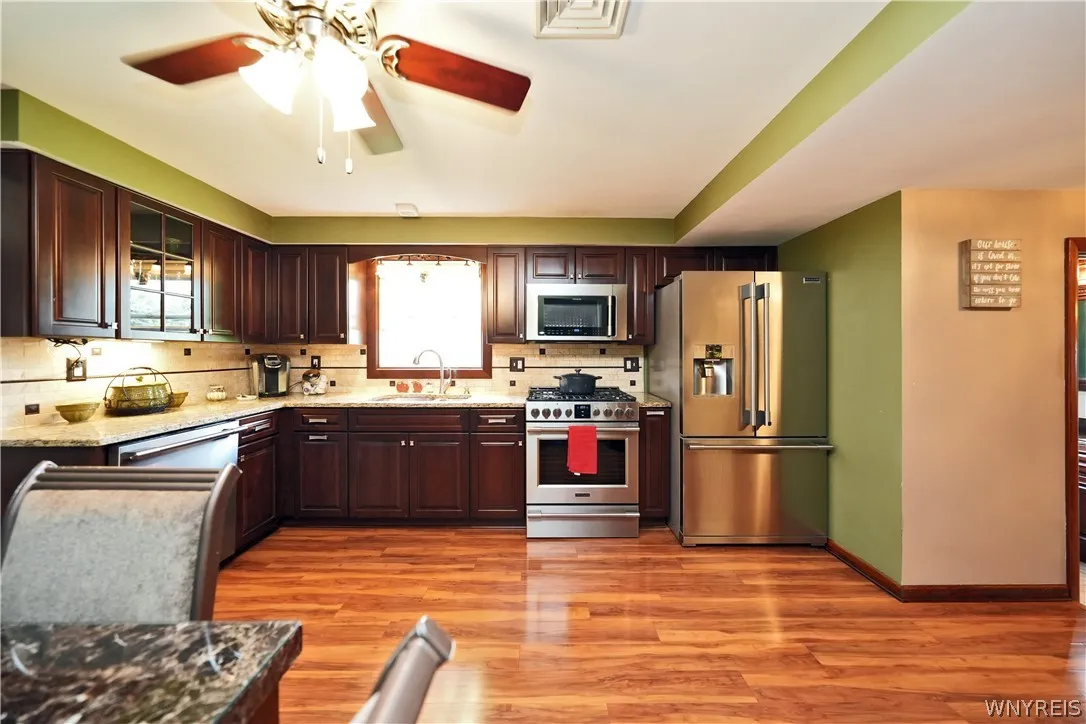 4039 Lincoln Avenue, Hamburg, New York 14075, Hamburg, New York 14075, 4 Bedrooms Bedrooms, 10 Rooms Rooms,1 BathroomBathrooms,Residential,Closed,4039 Lincoln Avenue, Hamburg, New York 14075,0,B1545614