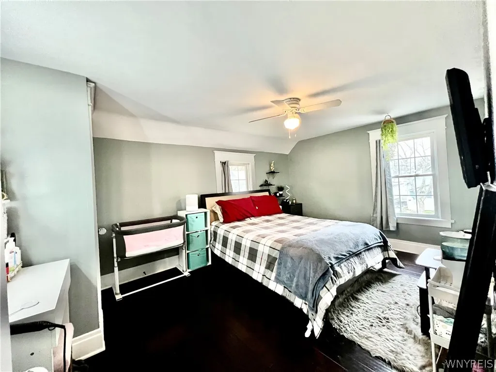 184 Dunlop Avenue, Tonawanda-town, New York 14150, Tonawanda, New York 14150, 3 Bedrooms Bedrooms, 8 Rooms Rooms,1 BathroomBathrooms,Residential,Closed,184 Dunlop Avenue, Tonawanda-town, New York 14150,0,B1545886