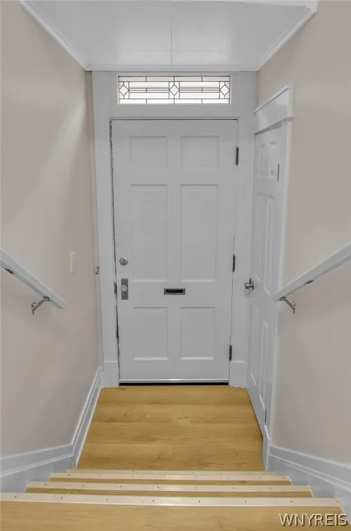31 Elgas Street, Buffalo, New York 14207, Buffalo, New York 14207, 3 Bedrooms Bedrooms, 8 Rooms Rooms,1 BathroomBathrooms,Residential,Closed,31 Elgas Street, Buffalo, New York 14207,0,B1541285