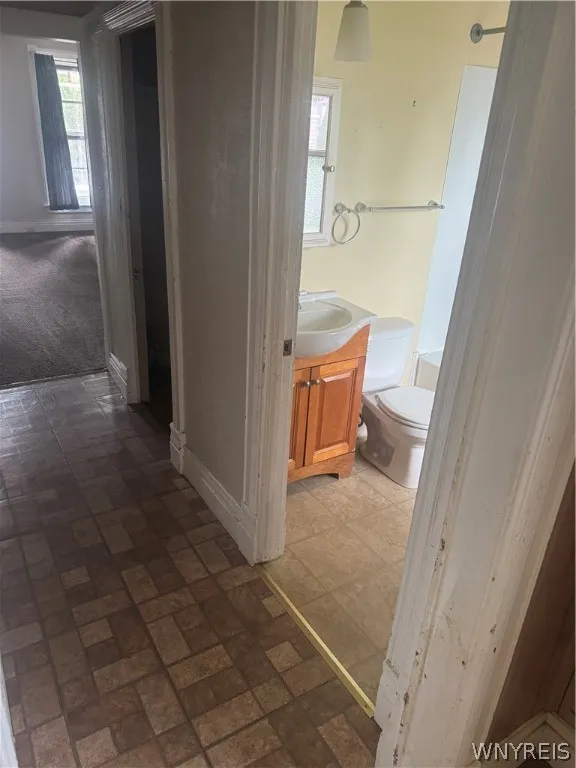 35 Livingston Street, Buffalo, New York 14213, Buffalo, New York 14213, 4 Bedrooms Bedrooms, ,2 BathroomsBathrooms,Residential,Closed,35 Livingston Street, Buffalo, New York 14213,0,B1546267