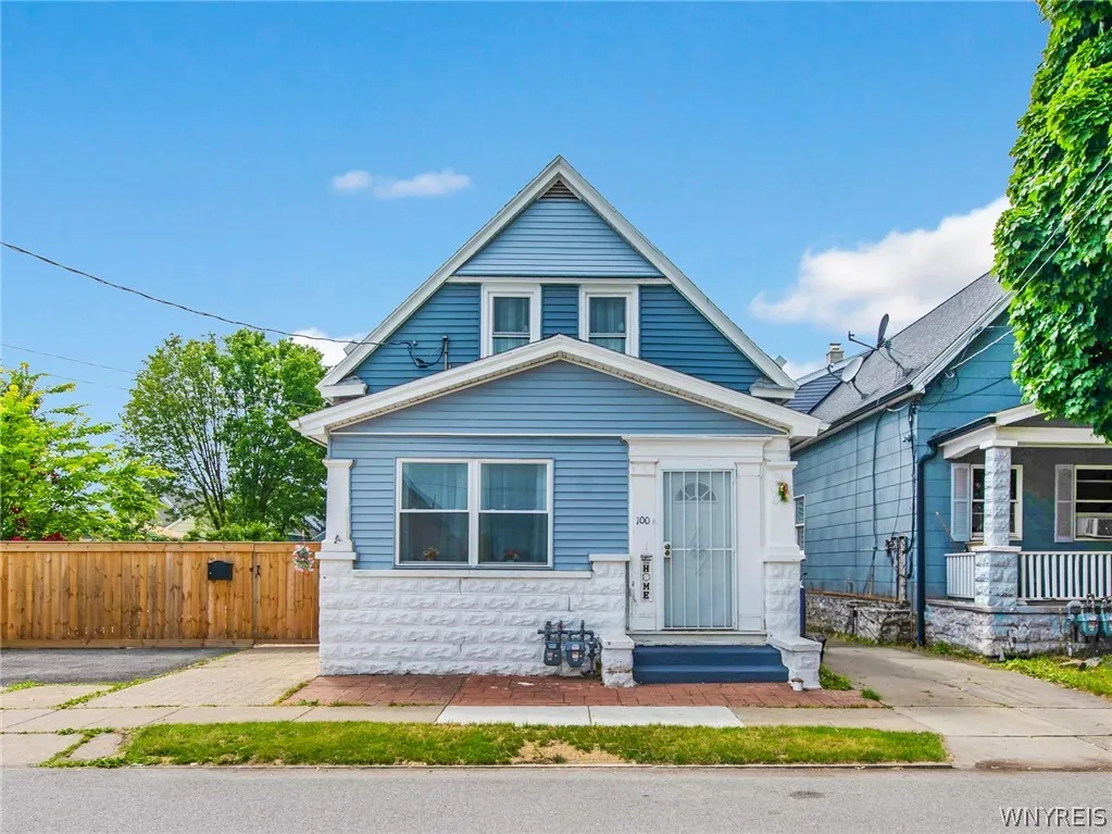 100 Kelburn Street, Buffalo, New York 14206, Buffalo, New York 14206, 8 Bedrooms Bedrooms, ,2 BathroomsBathrooms,Residential,Closed,100 Kelburn Street, Buffalo, New York 14206,0,B1546088