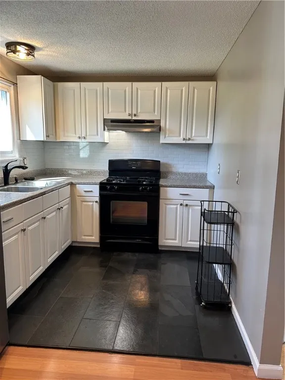 1082 Mt Hope Avenue Un47, Rochester, New York 1462, Rochester, New York 14620, 2 Bedrooms Bedrooms, 4 Rooms Rooms,1 BathroomBathrooms,Residential Lease,Closed,1082 Mt Hope Avenue Un47, Rochester, New York 1462,0,R1546445