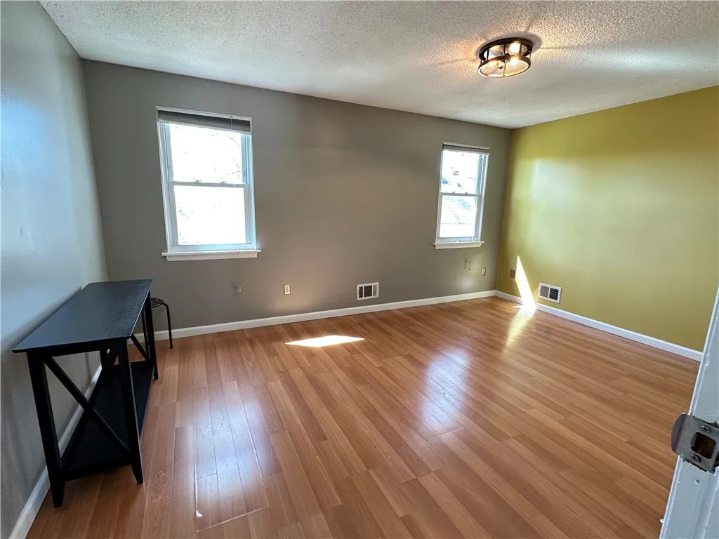 1082 Mt Hope Avenue Un47, Rochester, New York 1462, Rochester, New York 14620, 2 Bedrooms Bedrooms, 4 Rooms Rooms,1 BathroomBathrooms,Residential Lease,Closed,1082 Mt Hope Avenue Un47, Rochester, New York 1462,0,R1546445