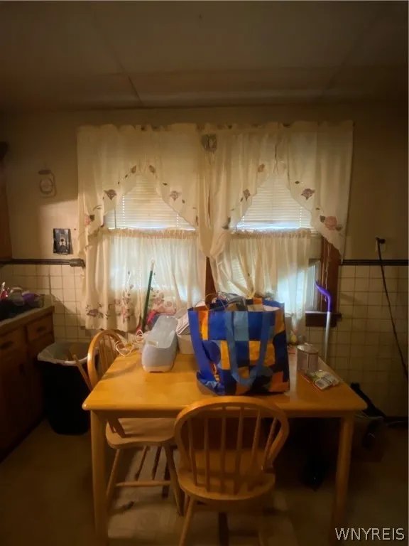 Lower kitchen