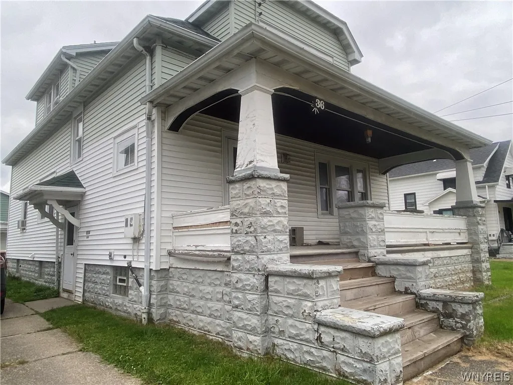 Driveway side