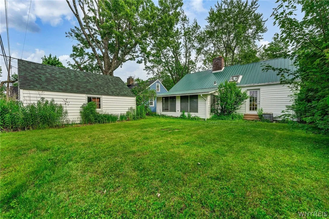 1418 East Park Road, Grand Island, New York 14072, Grand Island, New York 14072, 3 Bedrooms Bedrooms, 6 Rooms Rooms,1 BathroomBathrooms,Residential,Closed,1418 East Park Road, Grand Island, New York 14072,0,B1546617