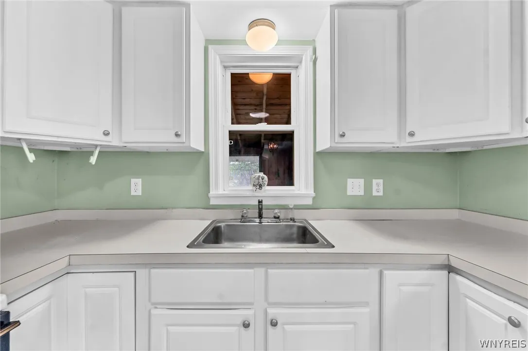 1418 East Park Road, Grand Island, New York 14072, Grand Island, New York 14072, 3 Bedrooms Bedrooms, 6 Rooms Rooms,1 BathroomBathrooms,Residential,Closed,1418 East Park Road, Grand Island, New York 14072,0,B1546617