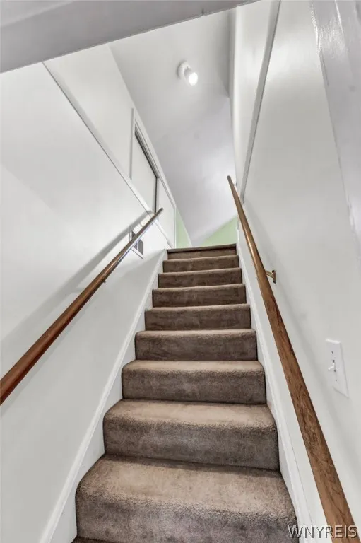 1418 East Park Road, Grand Island, New York 14072, Grand Island, New York 14072, 3 Bedrooms Bedrooms, 6 Rooms Rooms,1 BathroomBathrooms,Residential,Closed,1418 East Park Road, Grand Island, New York 14072,0,B1546617