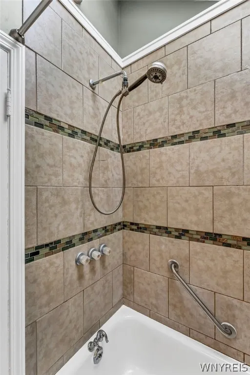 1418 East Park Road, Grand Island, New York 14072, Grand Island, New York 14072, 3 Bedrooms Bedrooms, 6 Rooms Rooms,1 BathroomBathrooms,Residential,Closed,1418 East Park Road, Grand Island, New York 14072,0,B1546617