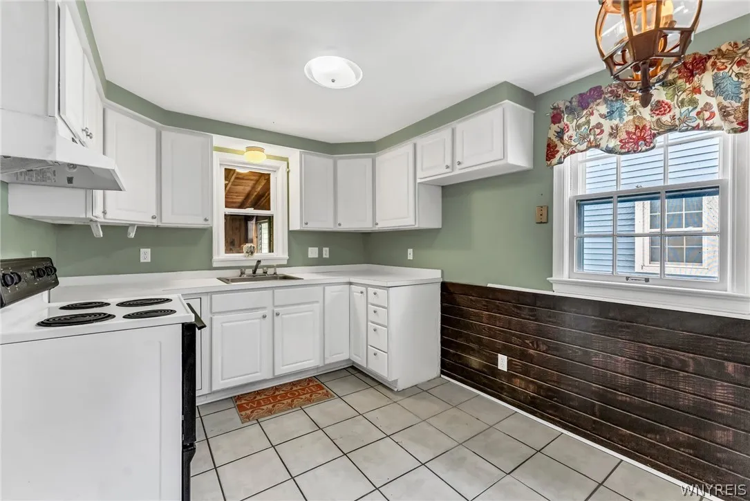 1418 East Park Road, Grand Island, New York 14072, Grand Island, New York 14072, 3 Bedrooms Bedrooms, 6 Rooms Rooms,1 BathroomBathrooms,Residential,Closed,1418 East Park Road, Grand Island, New York 14072,0,B1546617