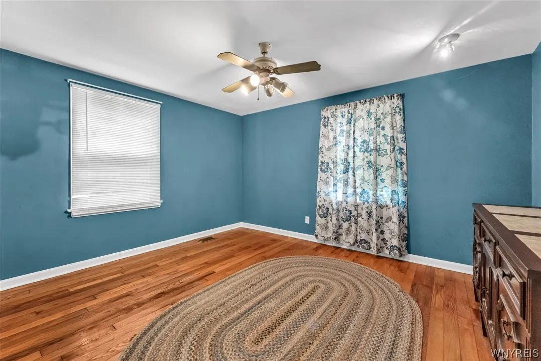 1418 East Park Road, Grand Island, New York 14072, Grand Island, New York 14072, 3 Bedrooms Bedrooms, 6 Rooms Rooms,1 BathroomBathrooms,Residential,Closed,1418 East Park Road, Grand Island, New York 14072,0,B1546617