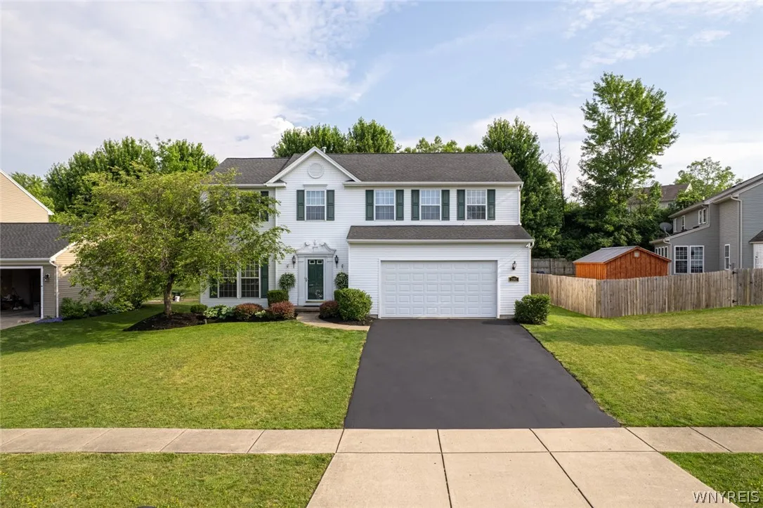 2192 Hunters Hollow Lane, Hamburg, New York 14085, Hamburg, New York 14085, 4 Bedrooms Bedrooms, 10 Rooms Rooms,2 BathroomsBathrooms,Residential,Closed,2192 Hunters Hollow Lane, Hamburg, New York 14085,0,B1545750