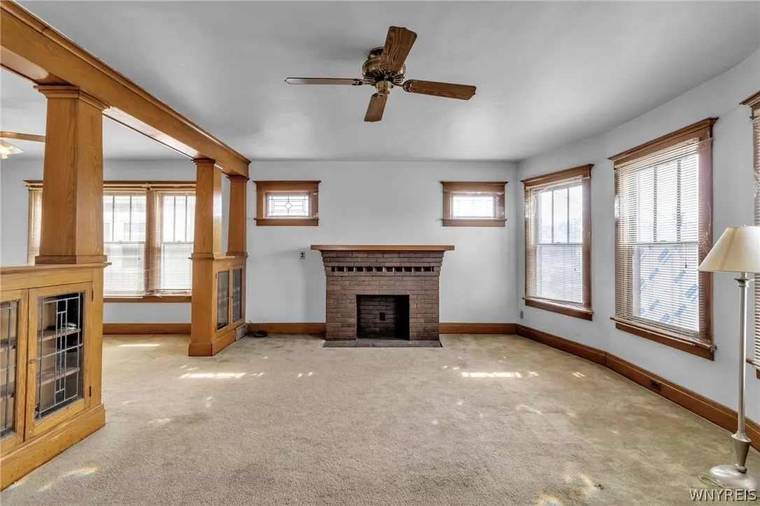 75 Roesch Avenue, Buffalo, New York 14207, Buffalo, New York 14207, 6 Bedrooms Bedrooms, ,2 BathroomsBathrooms,Residential,Closed,75 Roesch Avenue, Buffalo, New York 14207,0,B1545842