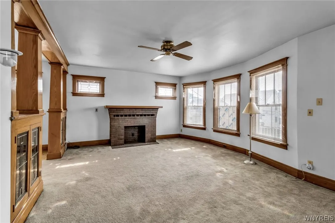 75 Roesch Avenue, Buffalo, New York 14207, Buffalo, New York 14207, 6 Bedrooms Bedrooms, ,2 BathroomsBathrooms,Residential,Closed,75 Roesch Avenue, Buffalo, New York 14207,0,B1545842