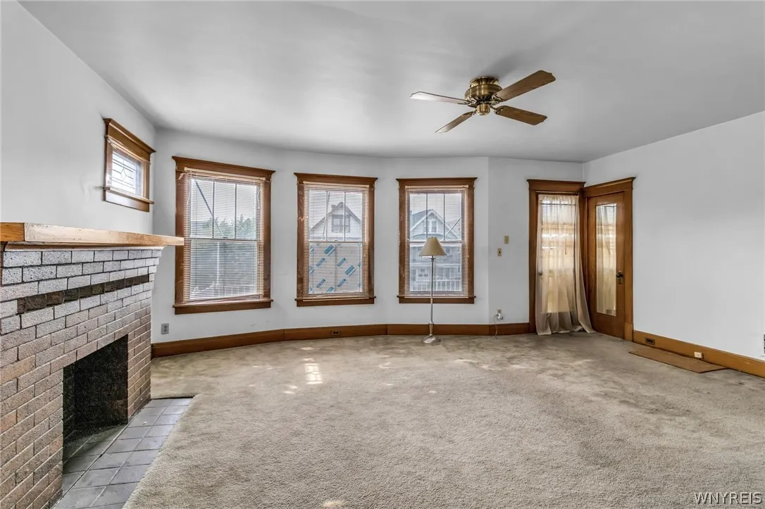 75 Roesch Avenue, Buffalo, New York 14207, Buffalo, New York 14207, 6 Bedrooms Bedrooms, ,2 BathroomsBathrooms,Residential,Closed,75 Roesch Avenue, Buffalo, New York 14207,0,B1545842