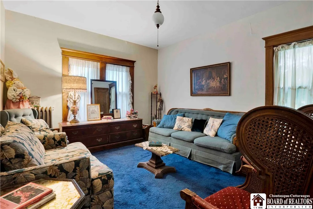 329 Bird Avenue, Buffalo, New York 14213, Buffalo, New York 14213, 10 Bedrooms Bedrooms, ,4 BathroomsBathrooms,Residential,Closed,329 Bird Avenue, Buffalo, New York 14213,0,R1546826