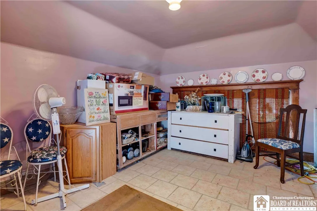 329 Bird Avenue, Buffalo, New York 14213, Buffalo, New York 14213, 10 Bedrooms Bedrooms, ,4 BathroomsBathrooms,Residential,Closed,329 Bird Avenue, Buffalo, New York 14213,0,R1546826