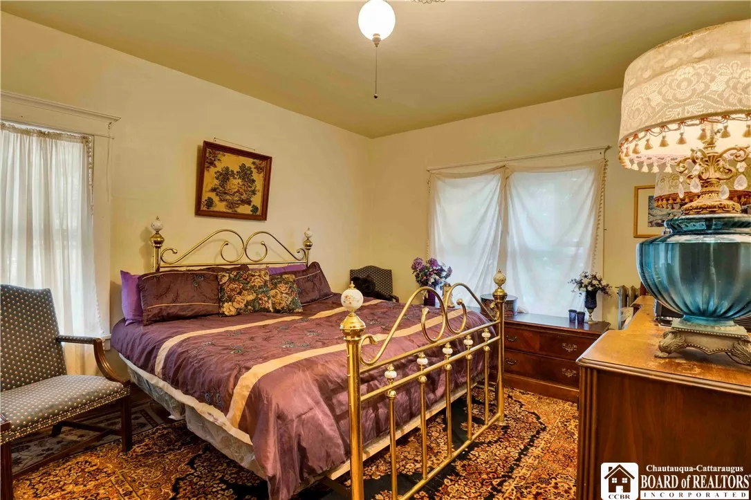 329 Bird Avenue, Buffalo, New York 14213, Buffalo, New York 14213, 10 Bedrooms Bedrooms, ,4 BathroomsBathrooms,Residential,Closed,329 Bird Avenue, Buffalo, New York 14213,0,R1546826