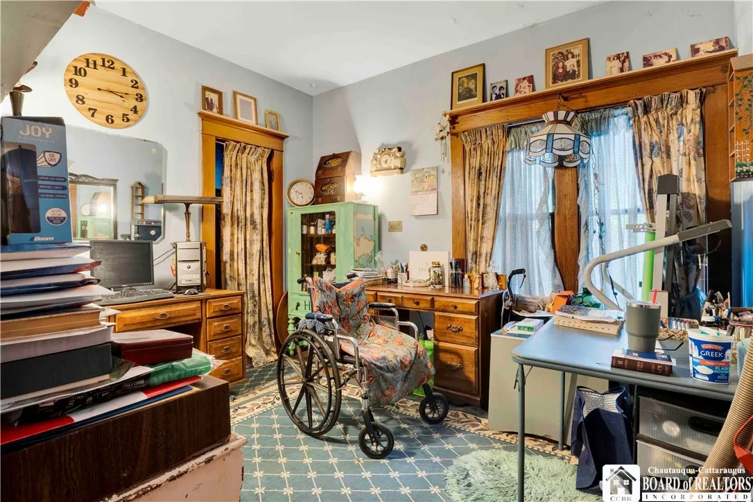 329 Bird Avenue, Buffalo, New York 14213, Buffalo, New York 14213, 10 Bedrooms Bedrooms, ,4 BathroomsBathrooms,Residential,Closed,329 Bird Avenue, Buffalo, New York 14213,0,R1546826