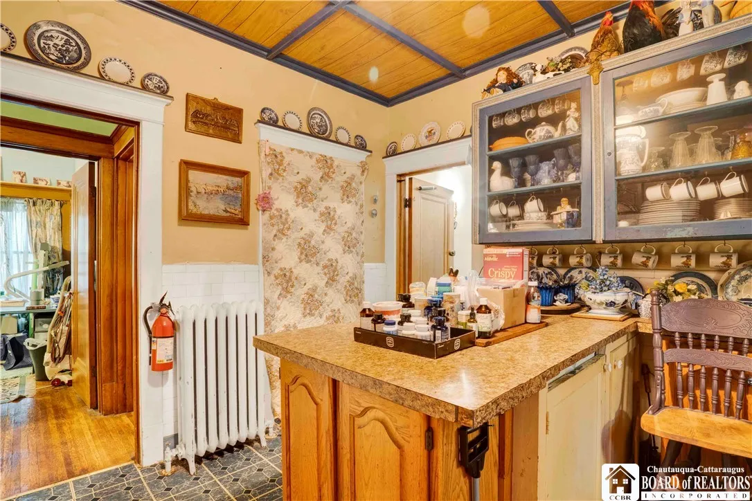 329 Bird Avenue, Buffalo, New York 14213, Buffalo, New York 14213, 10 Bedrooms Bedrooms, ,4 BathroomsBathrooms,Residential,Closed,329 Bird Avenue, Buffalo, New York 14213,0,R1546826