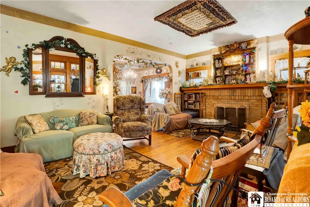 329 Bird Avenue, Buffalo, New York 14213, Buffalo, New York 14213, 10 Bedrooms Bedrooms, ,4 BathroomsBathrooms,Residential,Closed,329 Bird Avenue, Buffalo, New York 14213,0,R1546826