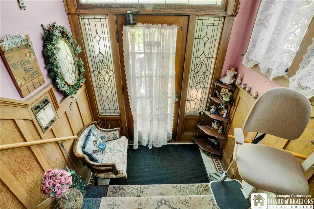 329 Bird Avenue, Buffalo, New York 14213, Buffalo, New York 14213, 10 Bedrooms Bedrooms, ,4 BathroomsBathrooms,Residential,Closed,329 Bird Avenue, Buffalo, New York 14213,0,R1546826