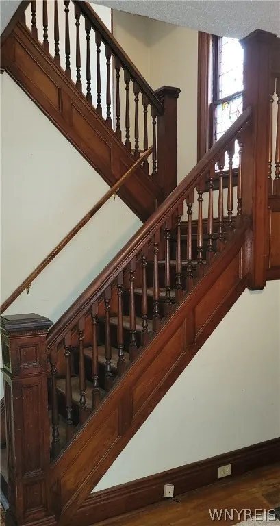 134 Riverside Avenue, Buffalo, New York 14207, Buffalo, New York 14207, 4 Bedrooms Bedrooms, 9 Rooms Rooms,1 BathroomBathrooms,Residential,Closed,134 Riverside Avenue, Buffalo, New York 14207,0,B1546863