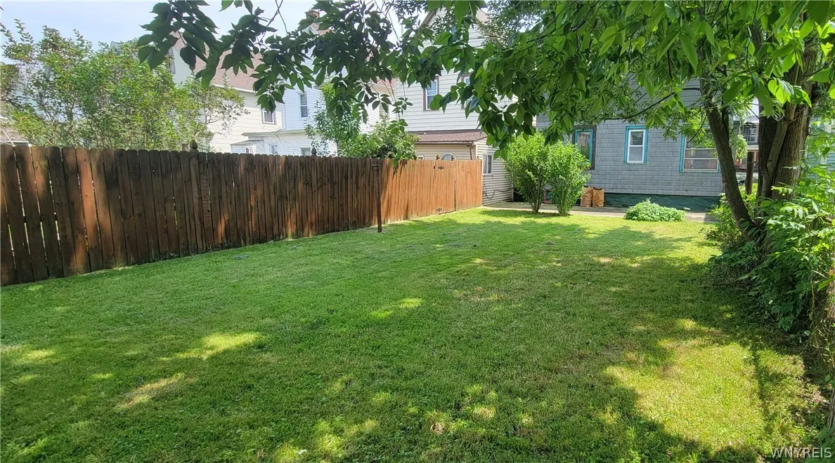 134 Riverside Avenue, Buffalo, New York 14207, Buffalo, New York 14207, 4 Bedrooms Bedrooms, 9 Rooms Rooms,1 BathroomBathrooms,Residential,Closed,134 Riverside Avenue, Buffalo, New York 14207,0,B1546863