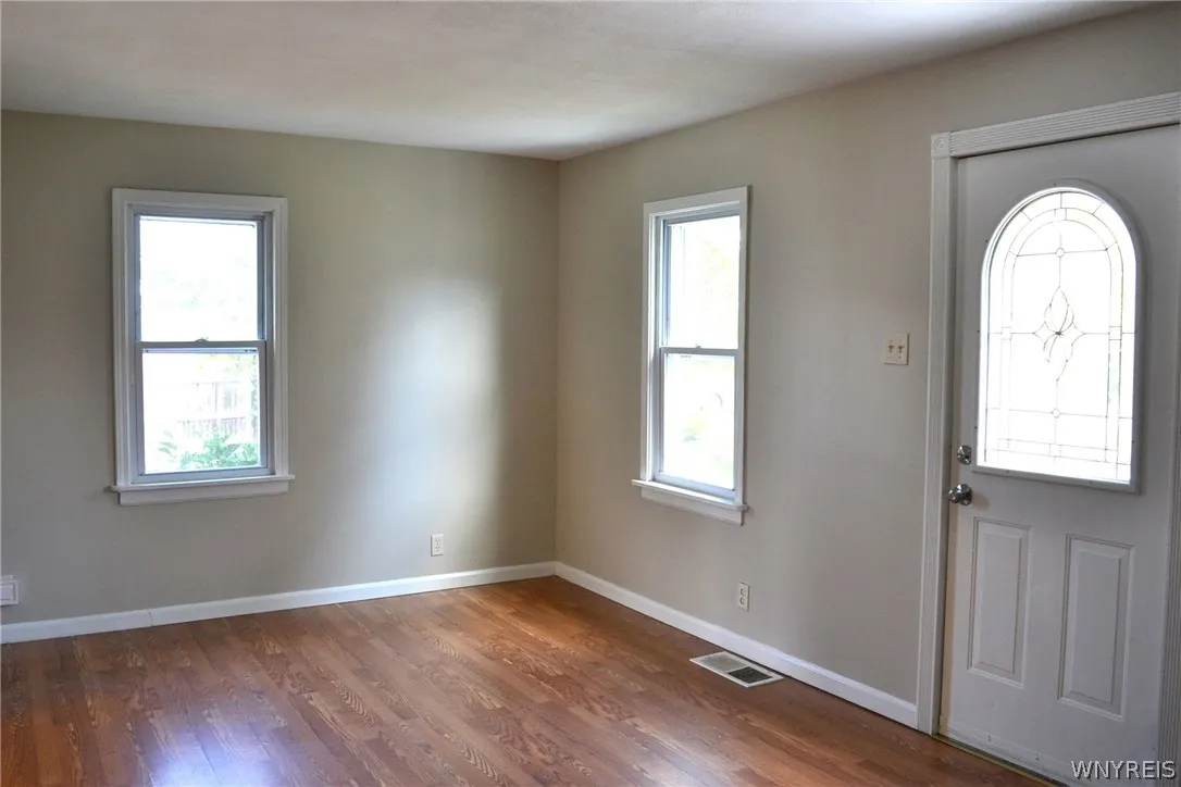 3966 Grant Avenue, Hamburg, New York 14075, Hamburg, New York 14075, 4 Bedrooms Bedrooms, 6 Rooms Rooms,1 BathroomBathrooms,Residential,Closed,3966 Grant Avenue, Hamburg, New York 14075,0,B1547088
