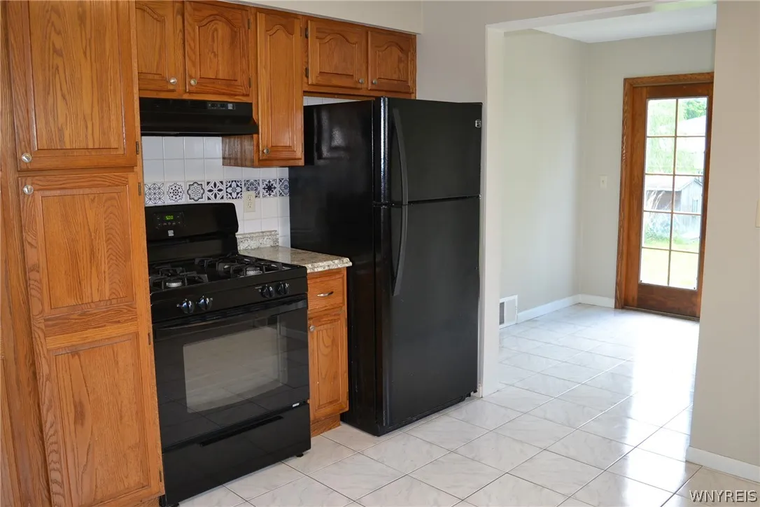 3966 Grant Avenue, Hamburg, New York 14075, Hamburg, New York 14075, 4 Bedrooms Bedrooms, 6 Rooms Rooms,1 BathroomBathrooms,Residential,Closed,3966 Grant Avenue, Hamburg, New York 14075,0,B1547088