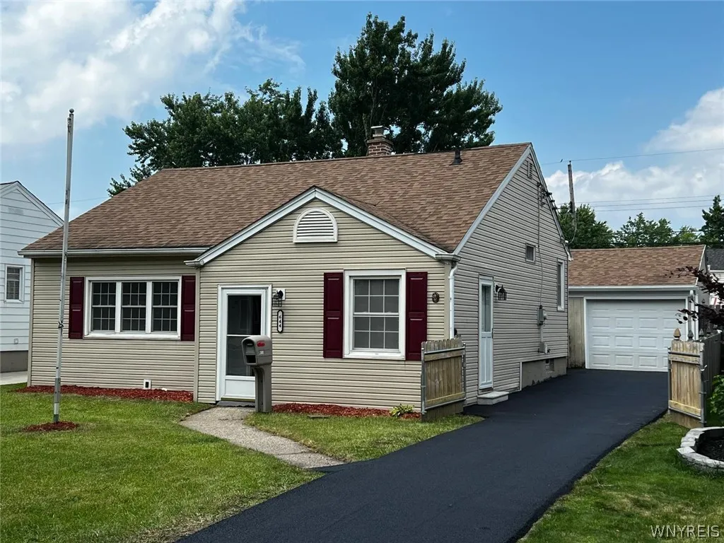 644 Harrison Avenue, Tonawanda-town, New York 1422, Tonawanda, New York 14223, 3 Bedrooms Bedrooms, 6 Rooms Rooms,1 BathroomBathrooms,Residential,Closed,644 Harrison Avenue, Tonawanda-town, New York 1422,0,B1547337